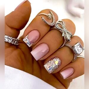 Square Press on Nails Short Fake Nails Pink and Silver Sequin Crystalized Shiny